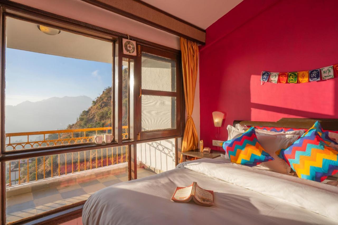 Gostops Mussoorie, Picture Palace Exterior photo