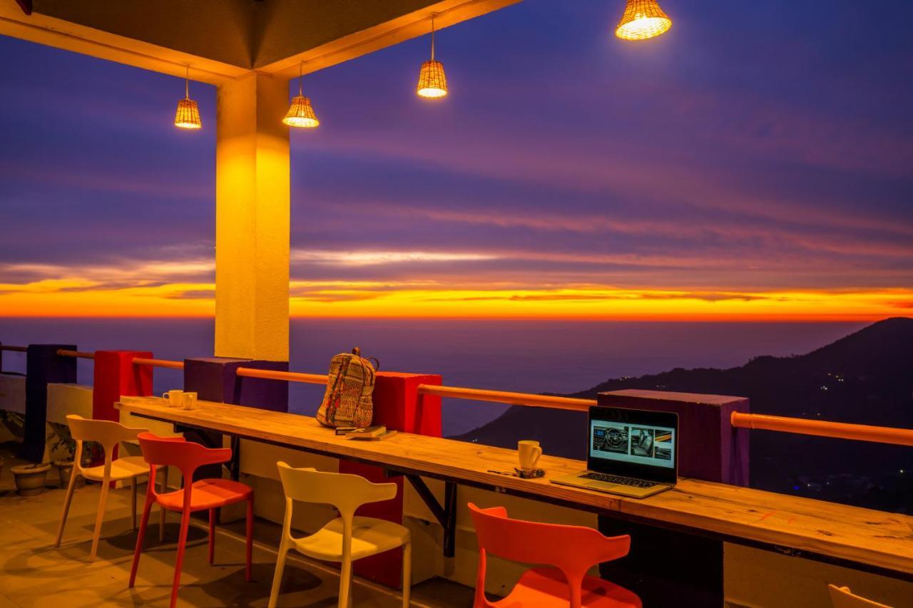 Gostops Mussoorie, Picture Palace Exterior photo