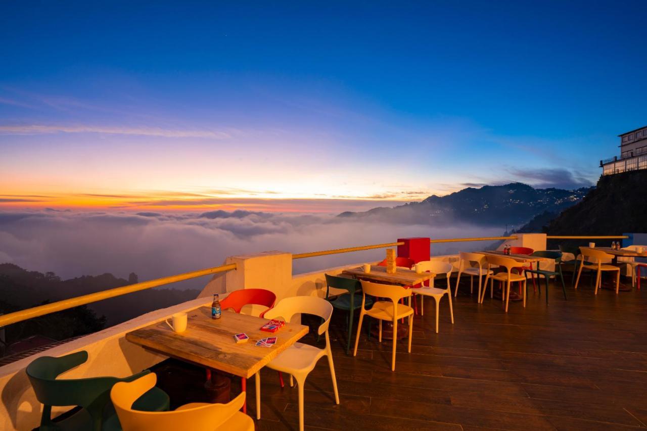 Gostops Mussoorie, Picture Palace Exterior photo